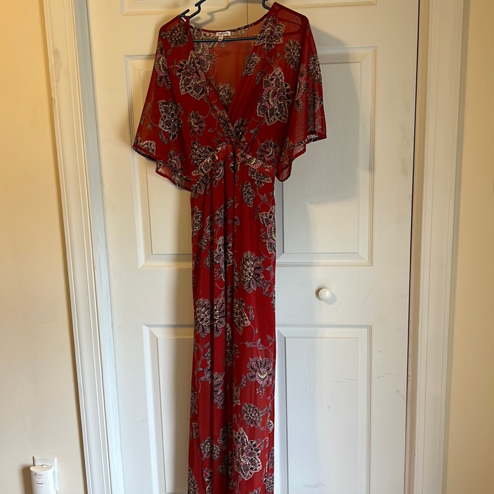 Gorgeous orange maxi dress